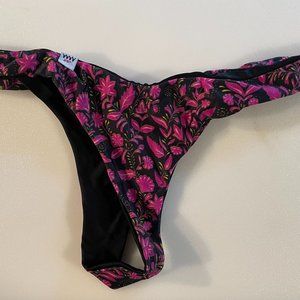 Floral Pattern Lined Bikini Bottom - Thong Cut - Old Sizing XL - New Sizing L